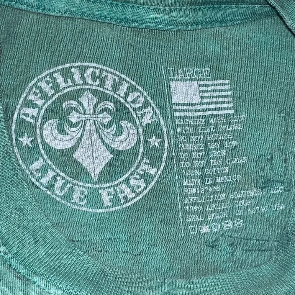 AFFLICTION Distressed Final Battle T-shirt - Picture 3 of 3